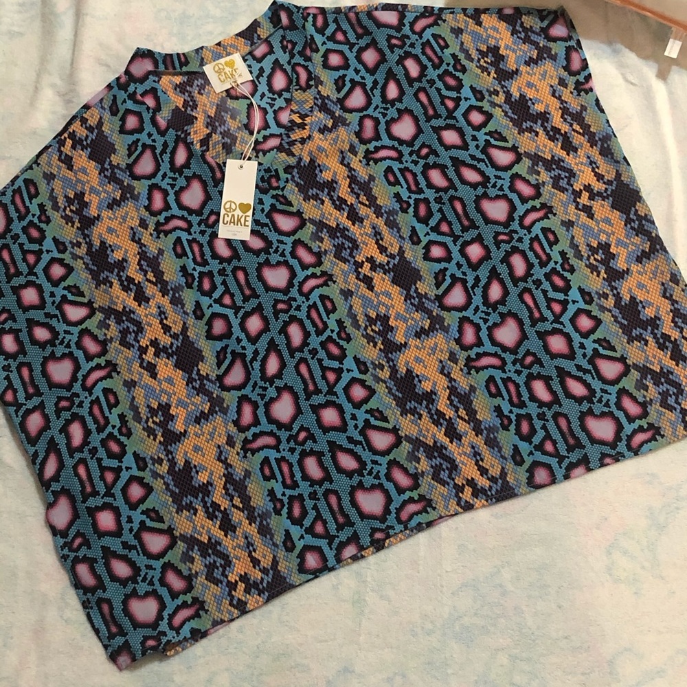 Peace, love cake snake skin top